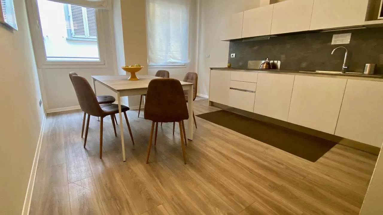 Corso Second Floor Apartment Florence 0*,